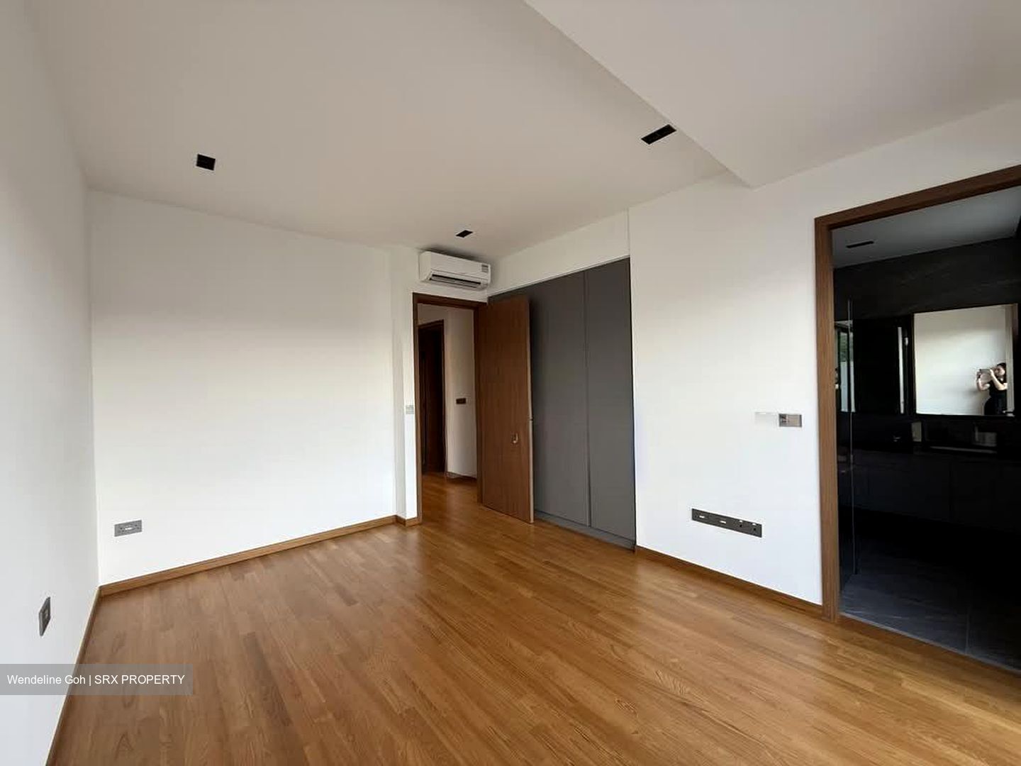 Sembawang Straits Estate (D27), Terrace #581117001